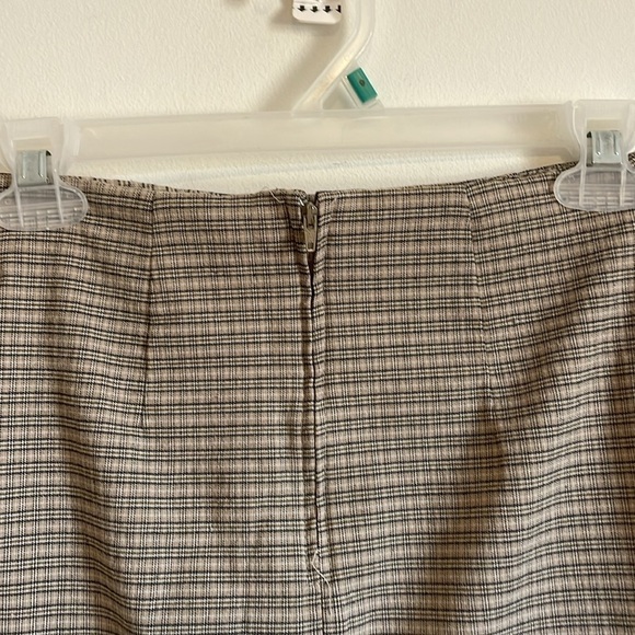VTG Soft Grunge Plaid Mini Skirt Y2K In Charge XS Tan Academia Neutral Prep Alt - Picture 7 of 13